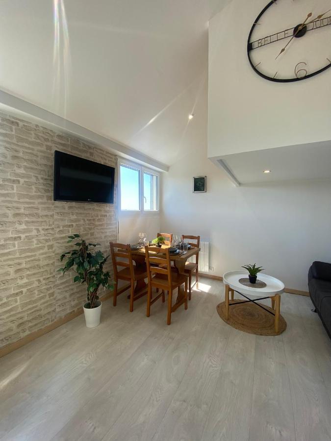 Bel Appartement A Deux Minutes De La Plage 库尔瑟勒·苏尔·梅尔 外观 照片